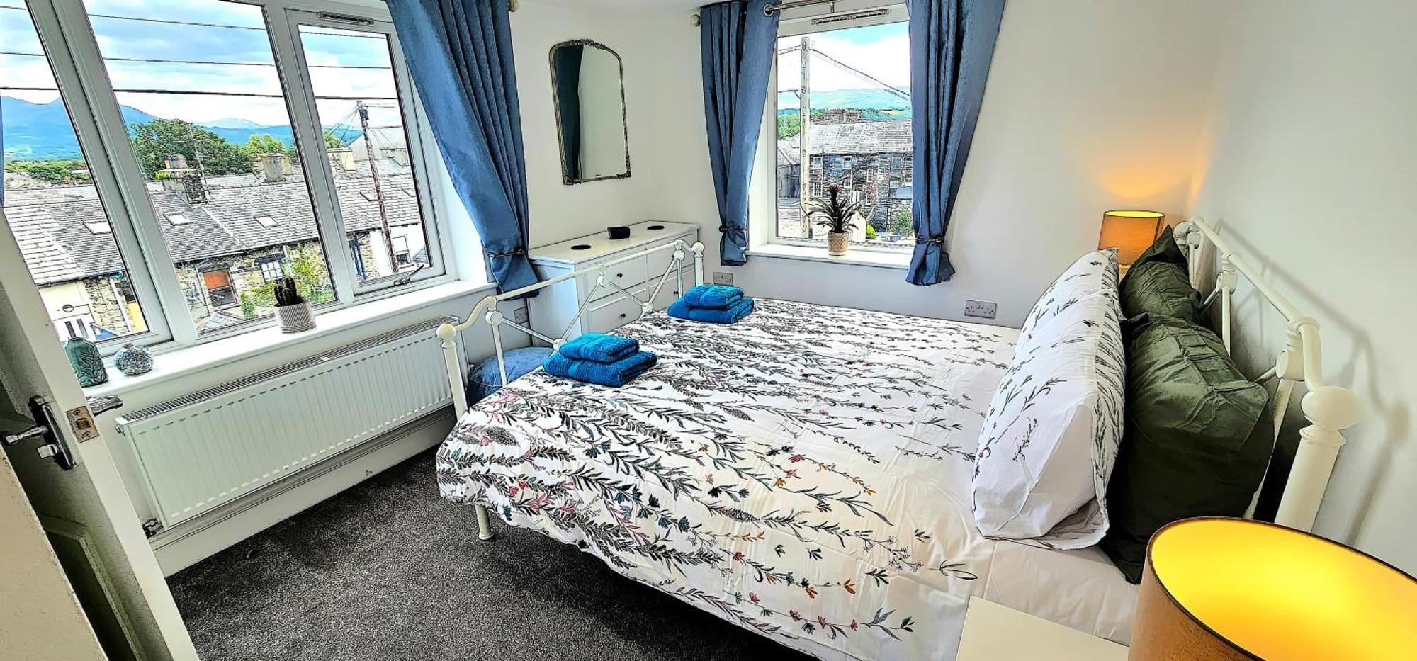 Porthmadog, Sleeps 11, 5 Bedrooms, 5 Bathrooms, Mountain Views Exteriér fotografie