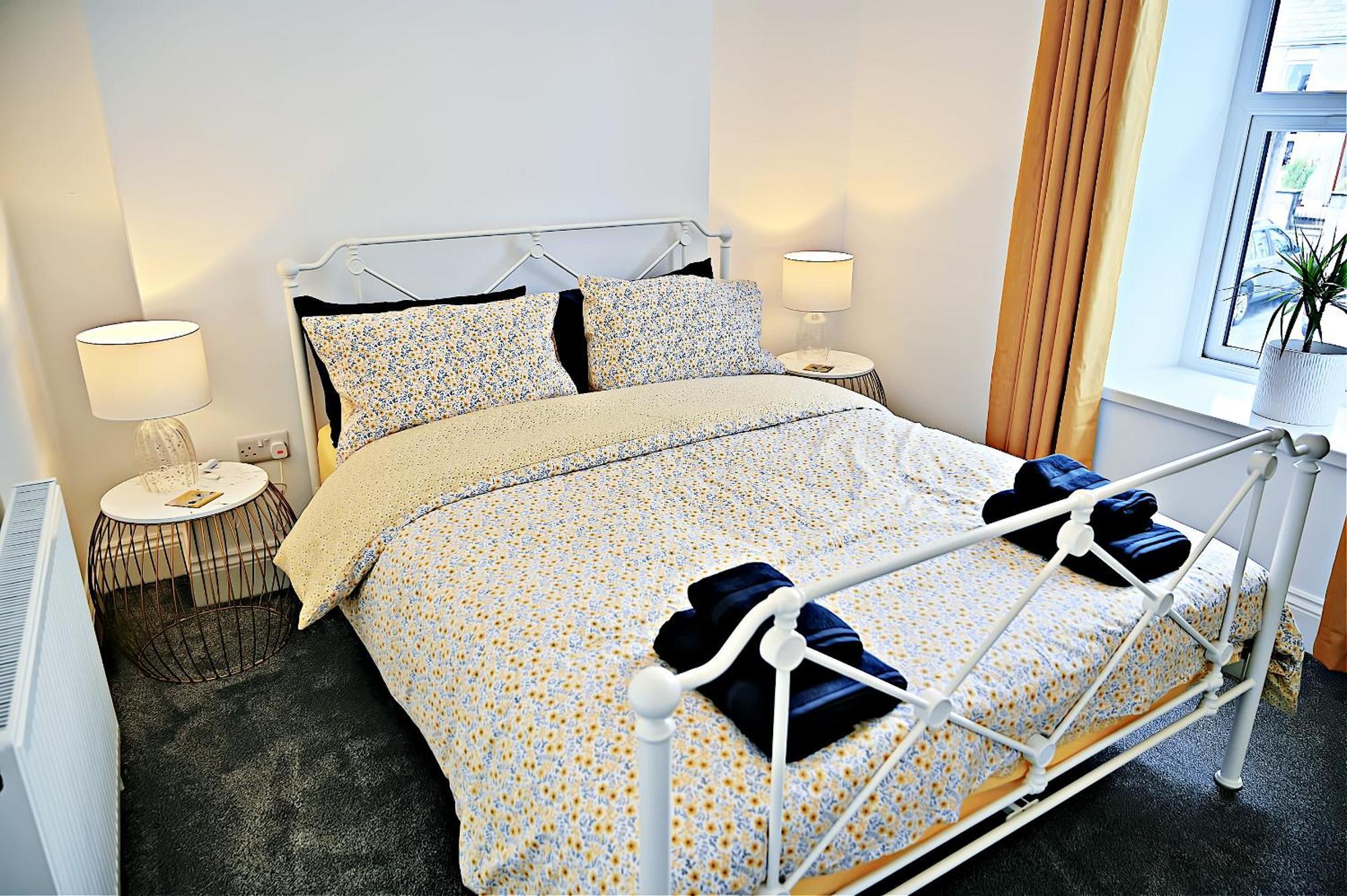 Porthmadog, Sleeps 11, 5 Bedrooms, 5 Bathrooms, Mountain Views Exteriér fotografie